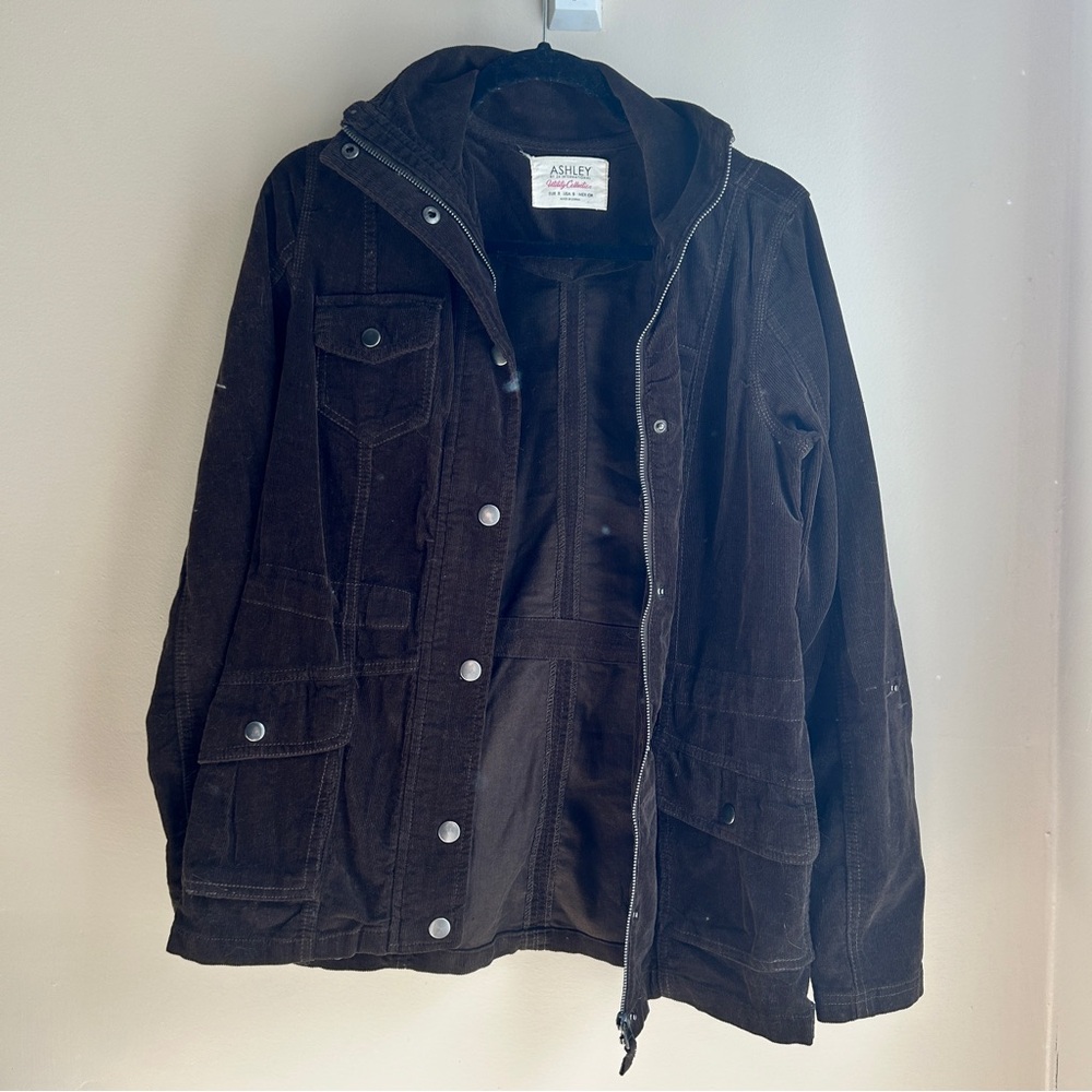 Brown corduroy jacket with hoodie, perfect for Fall or Winter